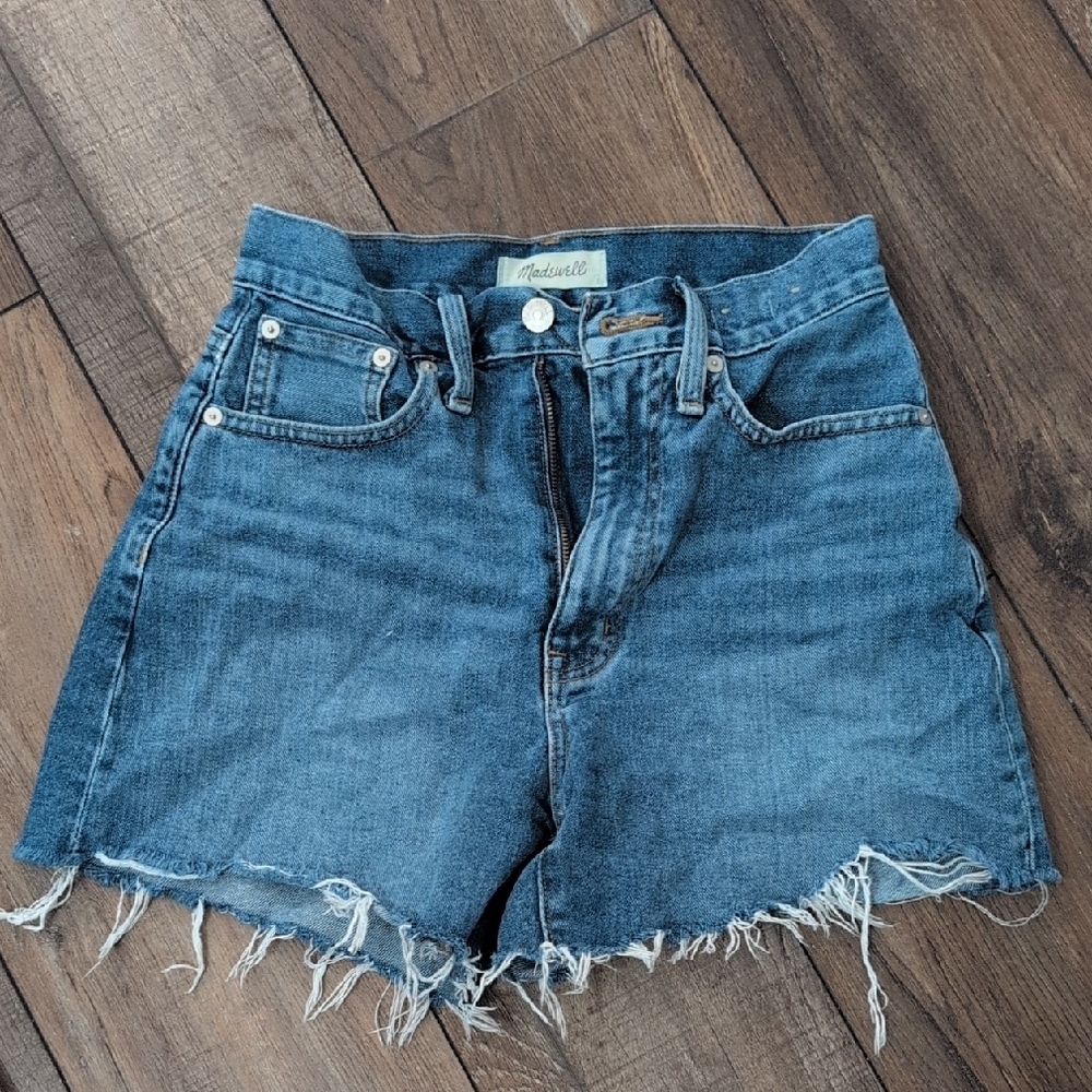 Madewell Mom Jean Shorts 25